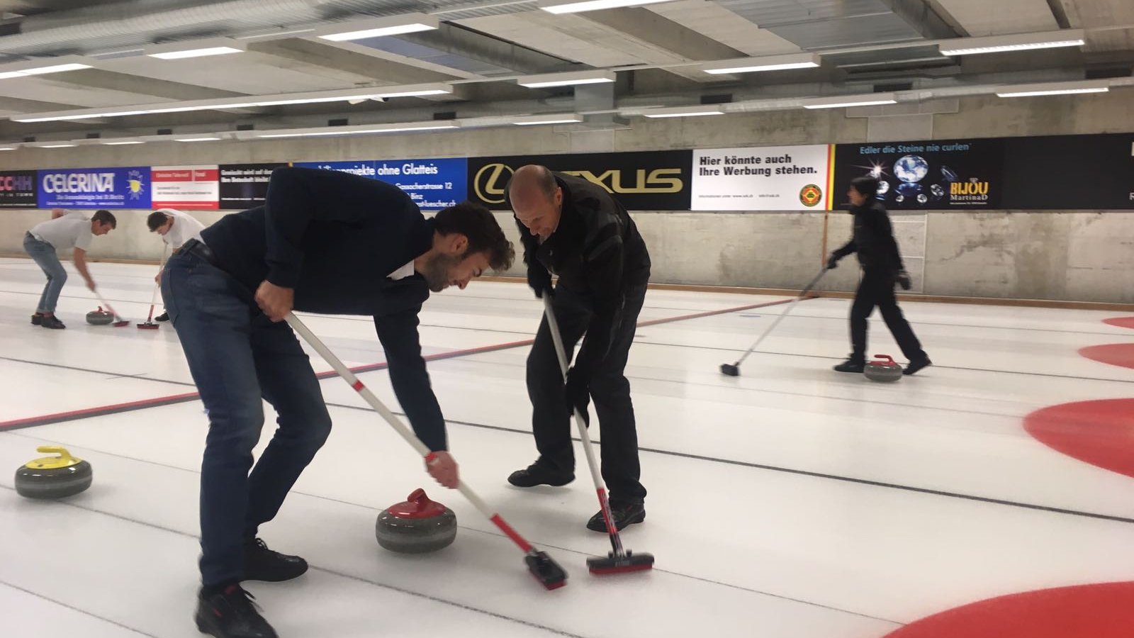 Curling mit Rudersektion